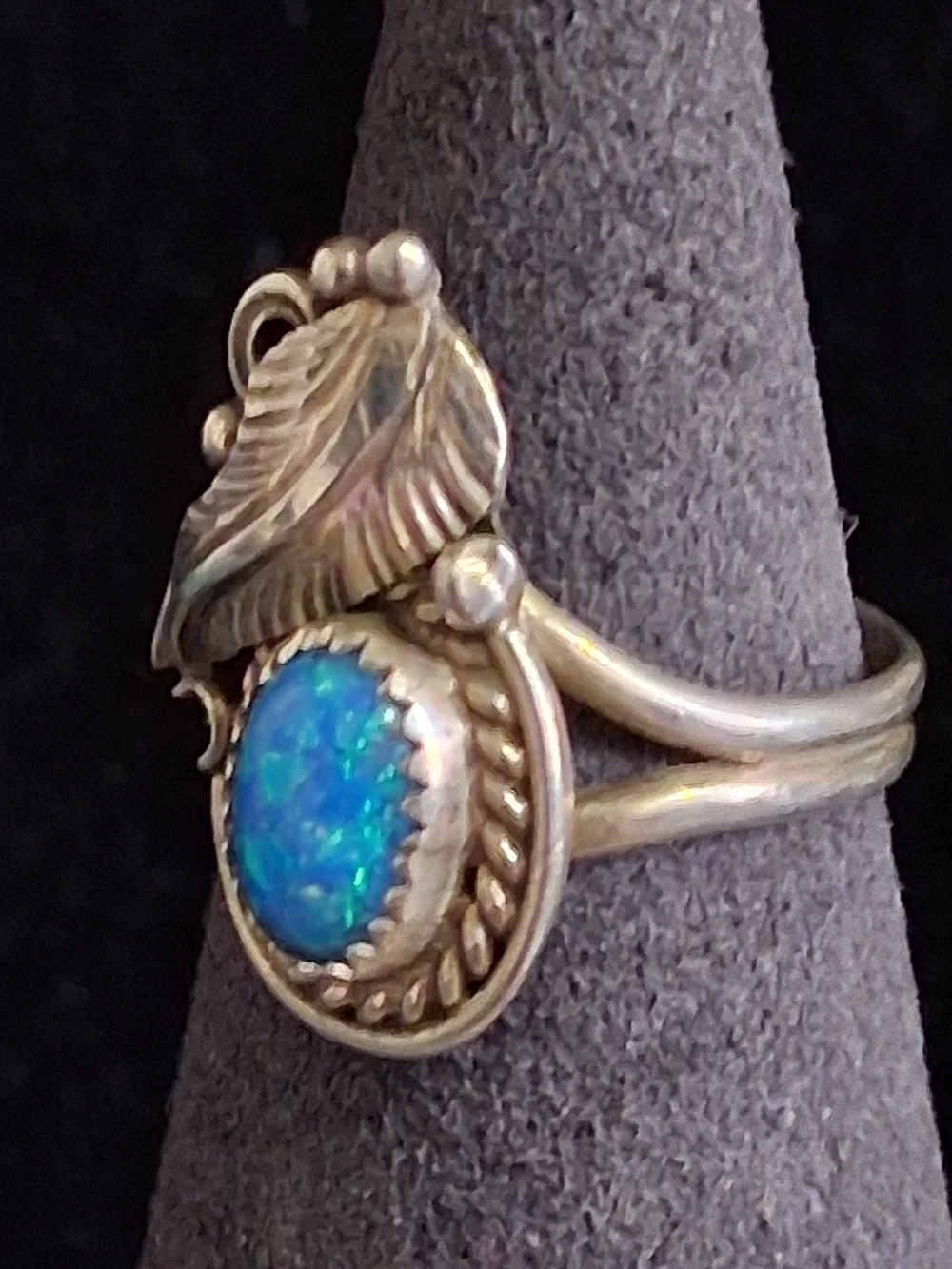 925 Sterling Silver beautiful vintage